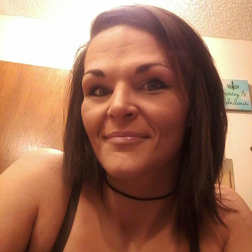 Meet your Posher, Corie lee